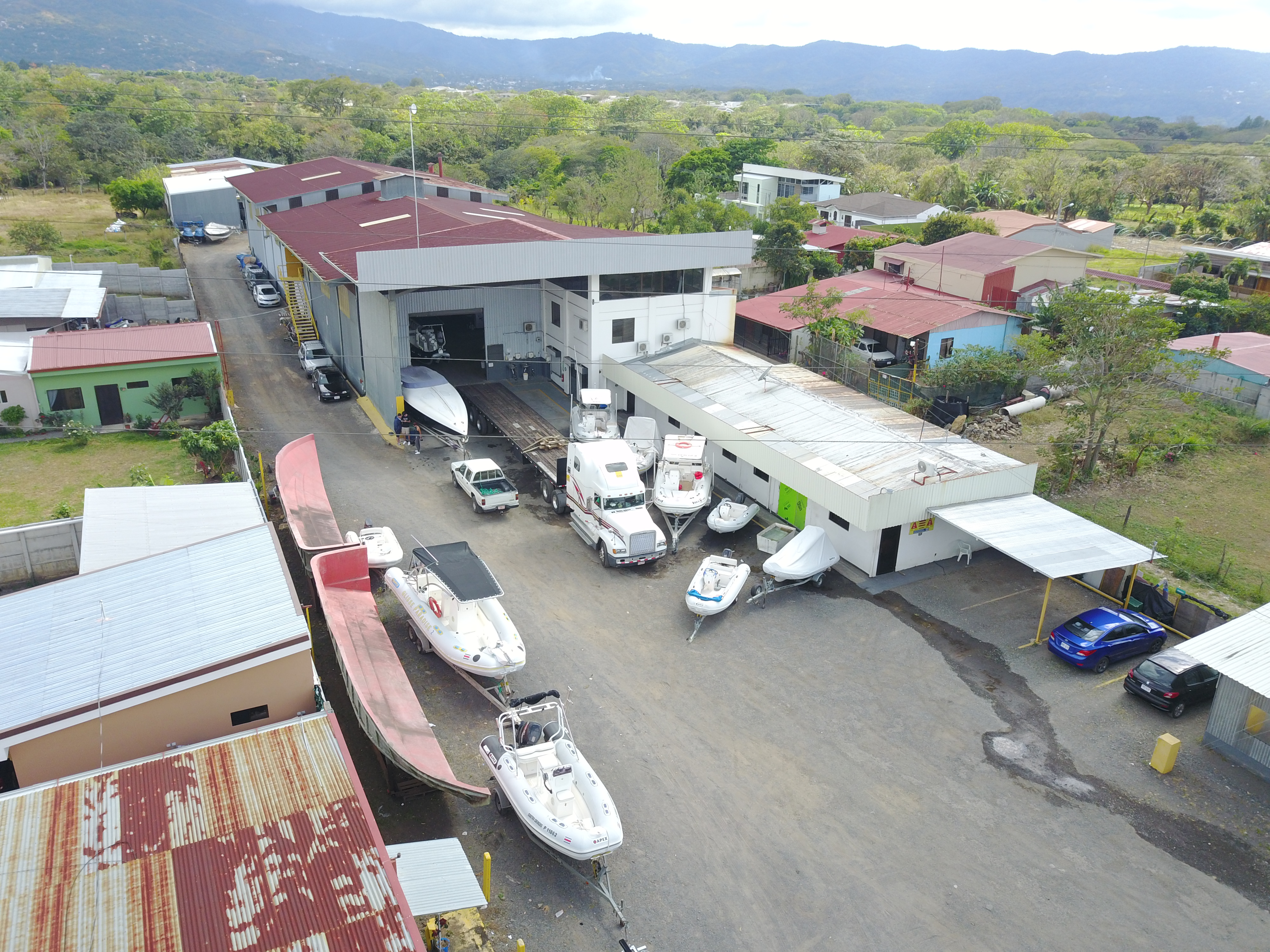 Apex Boats Costa Rica International Factory We build dinghies, sport fishing boats, deluxe tenders, hypalon